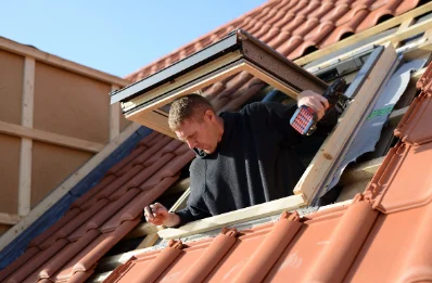 Pose de fenêtres de toit Velux au Fresne-Poret